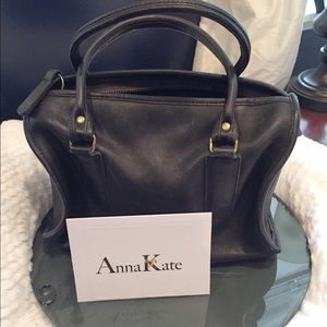 Coach vintage hand bag