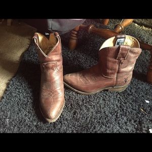 Frye boots (BILLY WESTERN STYLE)