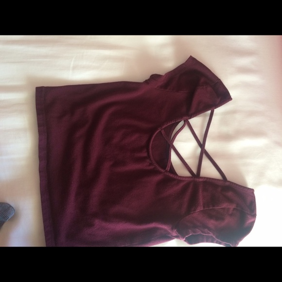 Crop top (Maroon) - Picture 3 of 3