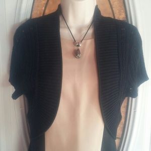 Arizona black shrug