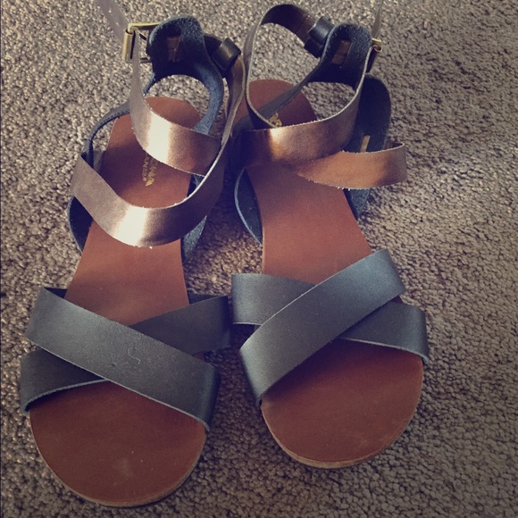 Arizona strappy sandals