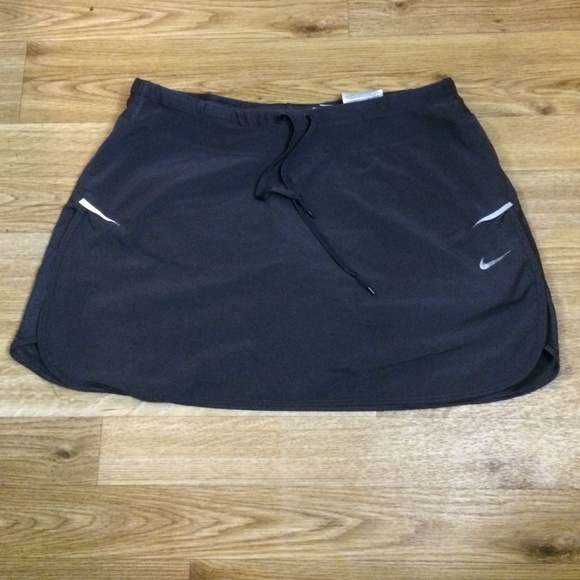 Nike dryfit skort