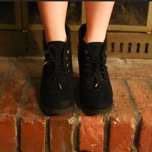 Black, Lace-up Booties 👢