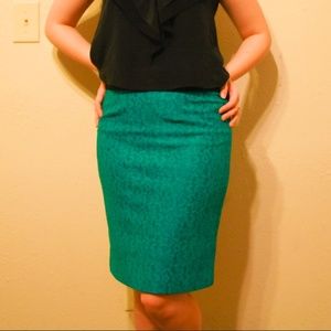 🎉Black Friday SALE🎉 Emerald Green Lace Skirt 💚
