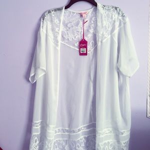 ⚡️SALE⚡️White "Kimono" Short-Sleeve Lace Coverup