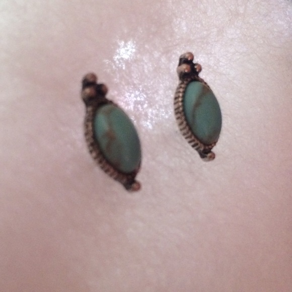 Earrings (Turquoise) - Picture 2 of 2