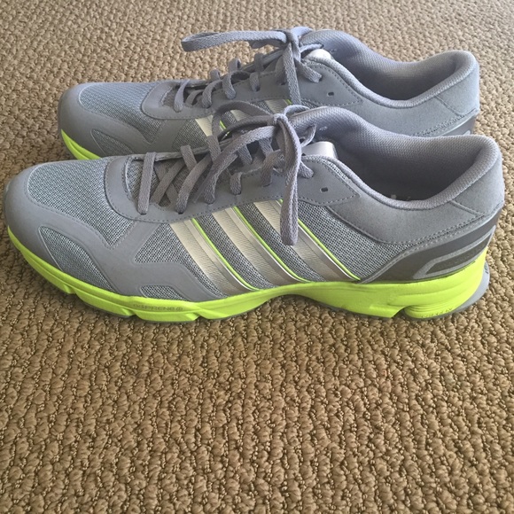 Adidas athletic men's shoes new! SALE🎉