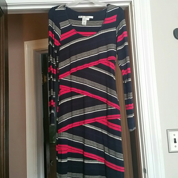Max studio dress