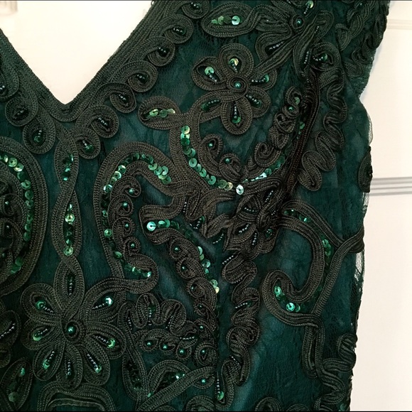 Sue Wong sequined holiday dress 🎁