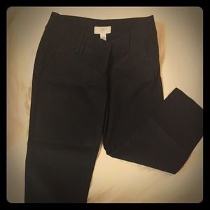 Black Loft 3/4 petite pants. Very cute.