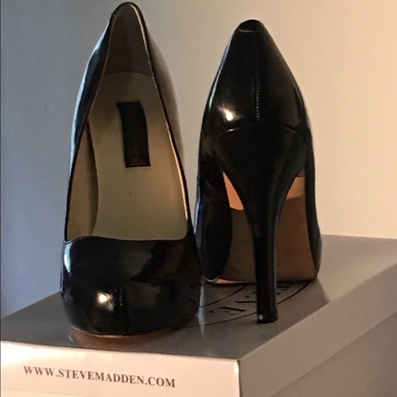 Steven Madden Black shoes size 10m