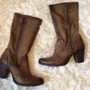 Brown boots with stitching down side 9