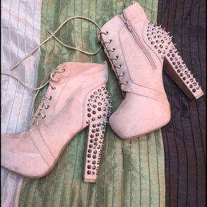 Charlotte Russe size 8