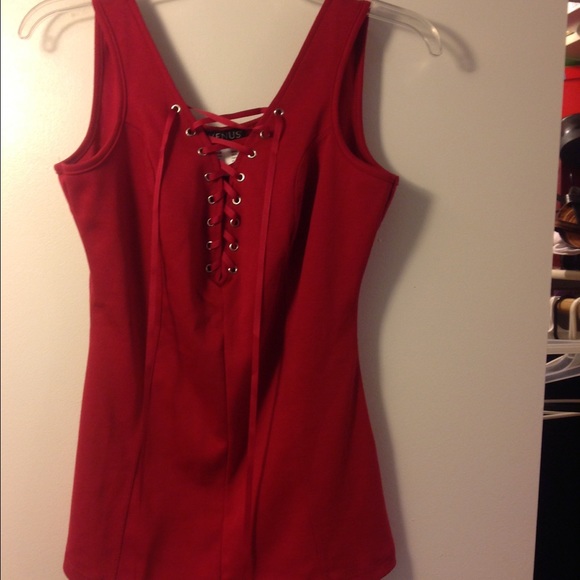 Venus Medium NWOT sexy lace up tank top