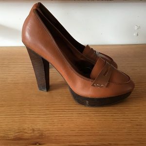 Adorable heels