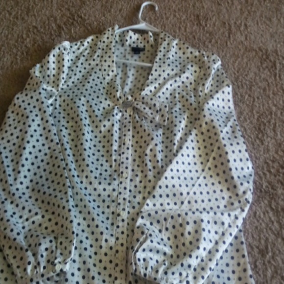 Pretty women long sleeve shirt - Picture 3 of 3