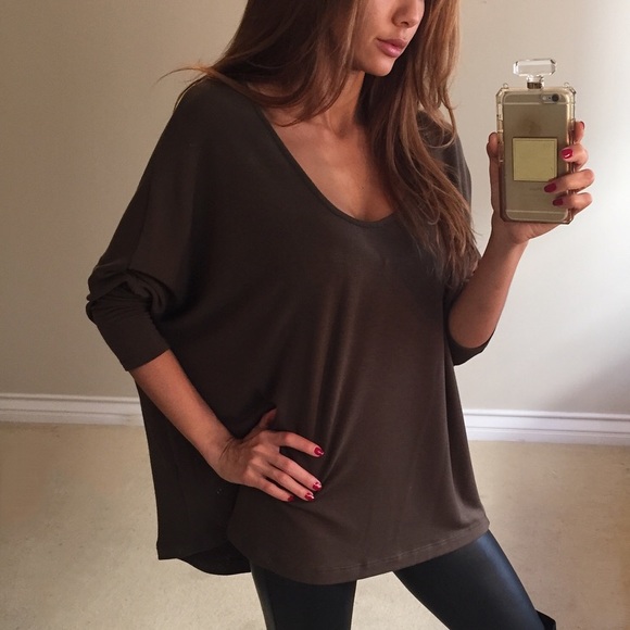 • SOLD• Soft Olive Dolman Top L - Picture 3 of 4