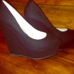 Wedge heel