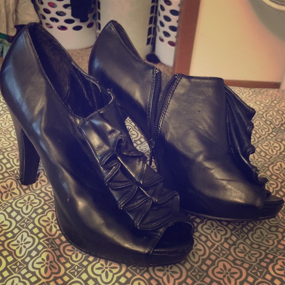 Black heels