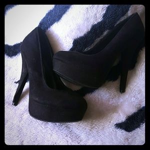 Black sexy heels