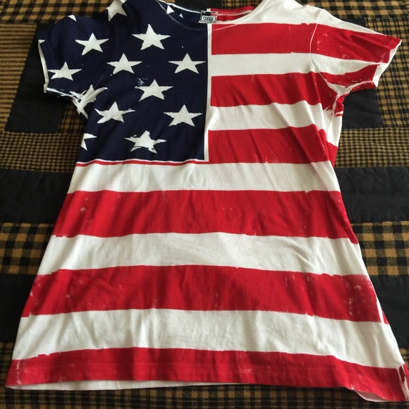 🚫🚫SOLD🚫🚫American flag shirt