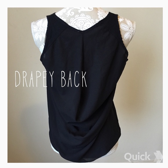 🎉CLOSET CLEAROUT 🎀Zara drape back top🎀