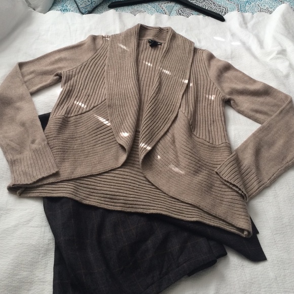H&M TAN BOLERO-STYLE CARDIGAN.  Worn once.