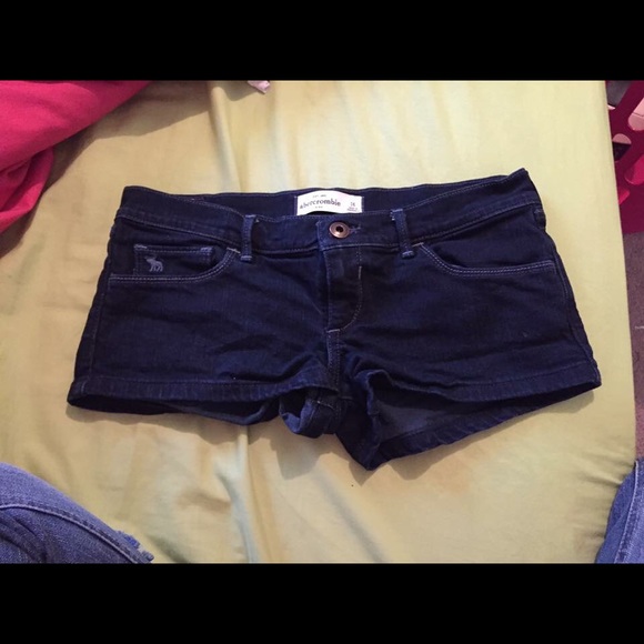 Abercrombie and fitch kids shorts.