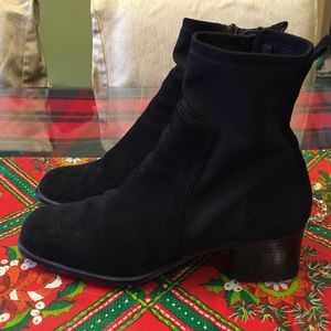 SOLD aerosoles ankle boots