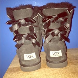 Black Ugg Australia Bow Back Boots
