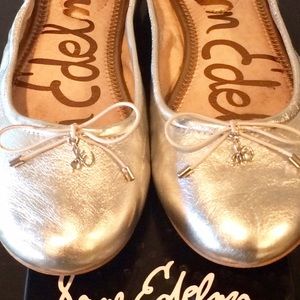 Sam Edelman, Felicia Flat, Soft Silver, Size: 9.5