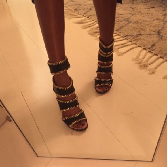*FLASH*Gold Chain Detail Giussepe Zanotti Sandal - Picture 4 of 4