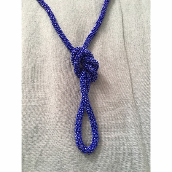 Lapis Azul colored beaded necklace