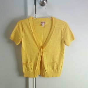 Short sleeve cardigan