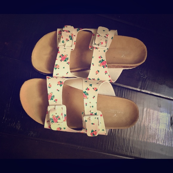 Scrappy flower sandals