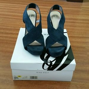 NINE WEST  SANDAL