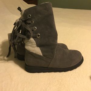 **UGG style boots**  Muk Luks women's boots