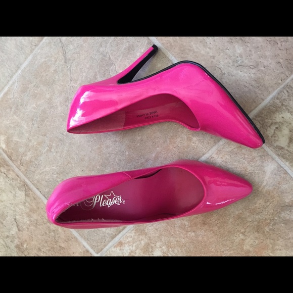 Hot Pink (size 9) Heels🎀