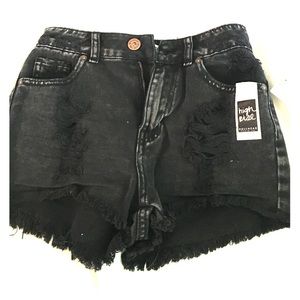 Black high waisted cut on shorts