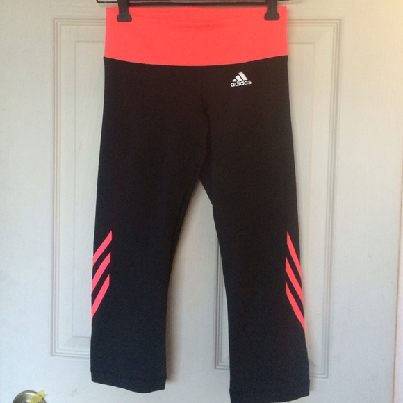 NWOT Adidas Climalite Capri leggings XS