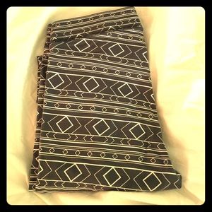 Pattern grey and white leggings