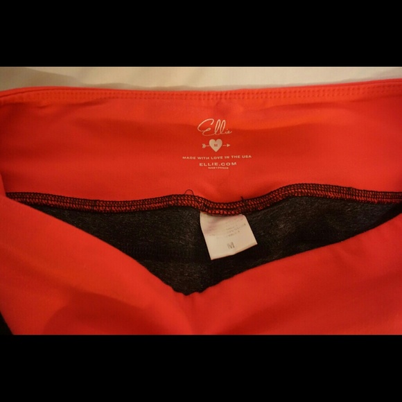 Ellie compression workout capri - Picture 2 of 2