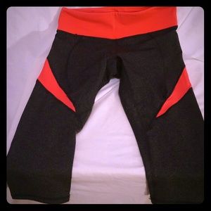 Ellie compression workout capri