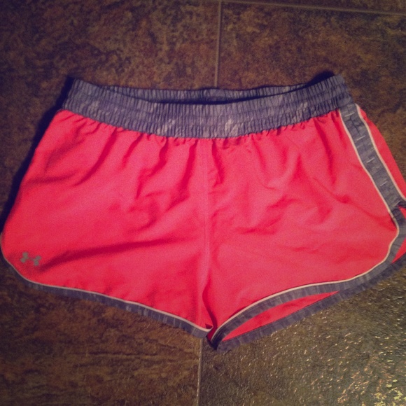 Underarmour "she's a fighter" running shorts