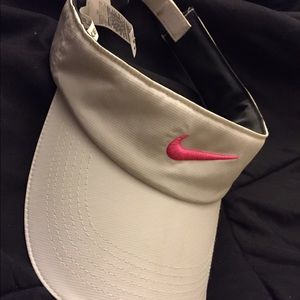 Nike vizor