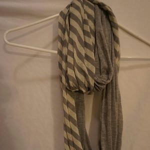 Heather Grey & white double infinity scarf