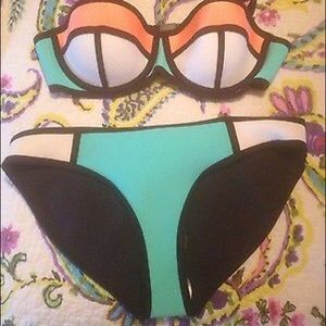Triangl Bikini