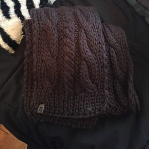 North face brown scarf