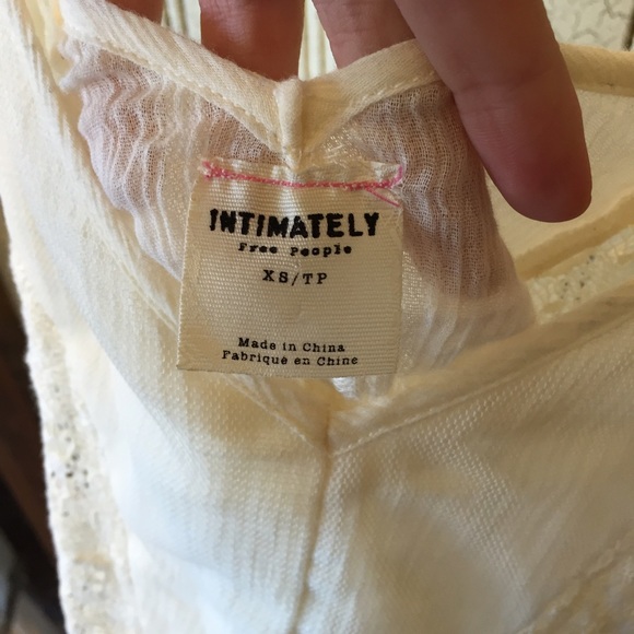 ✨FLASH SALE✨Free People ivory lace tulle slip dres - Picture 2 of 4