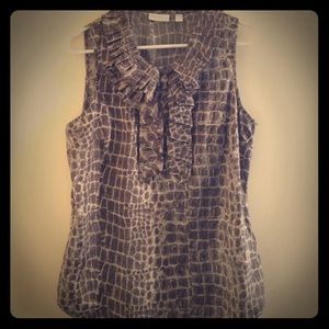 Black and white ruffle top